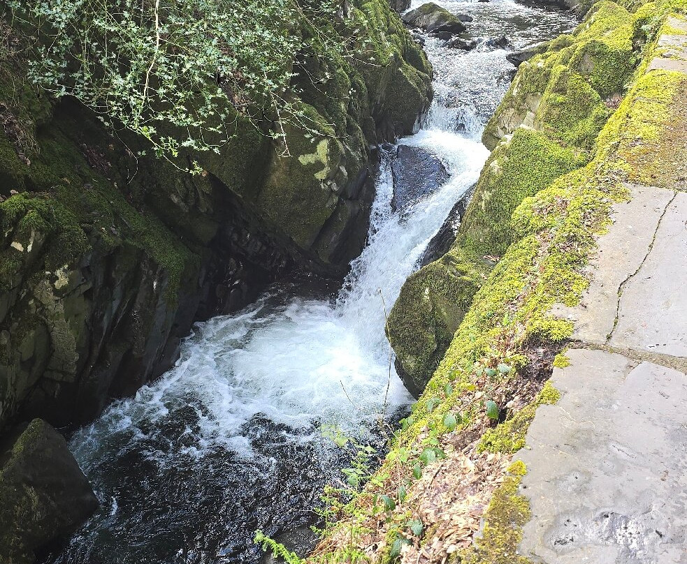 Ceunant Mawr Waterfall-Llanberis必去景点