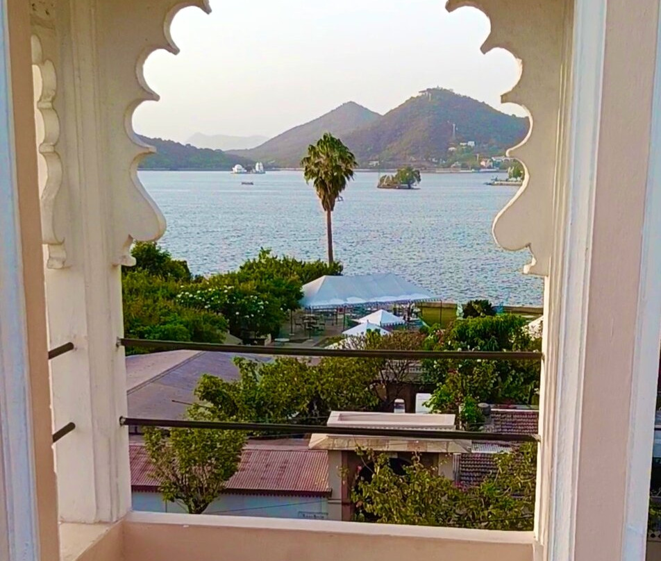 法塔赫精选拉姆普拉塔普宫酒店主图