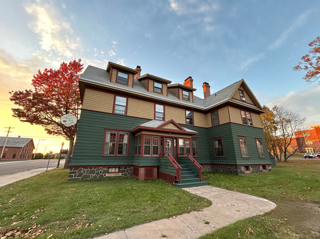 Agassiz House Inn