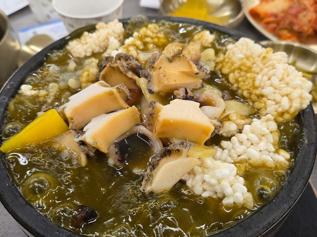 Ogam Seafood Nurungji Soup