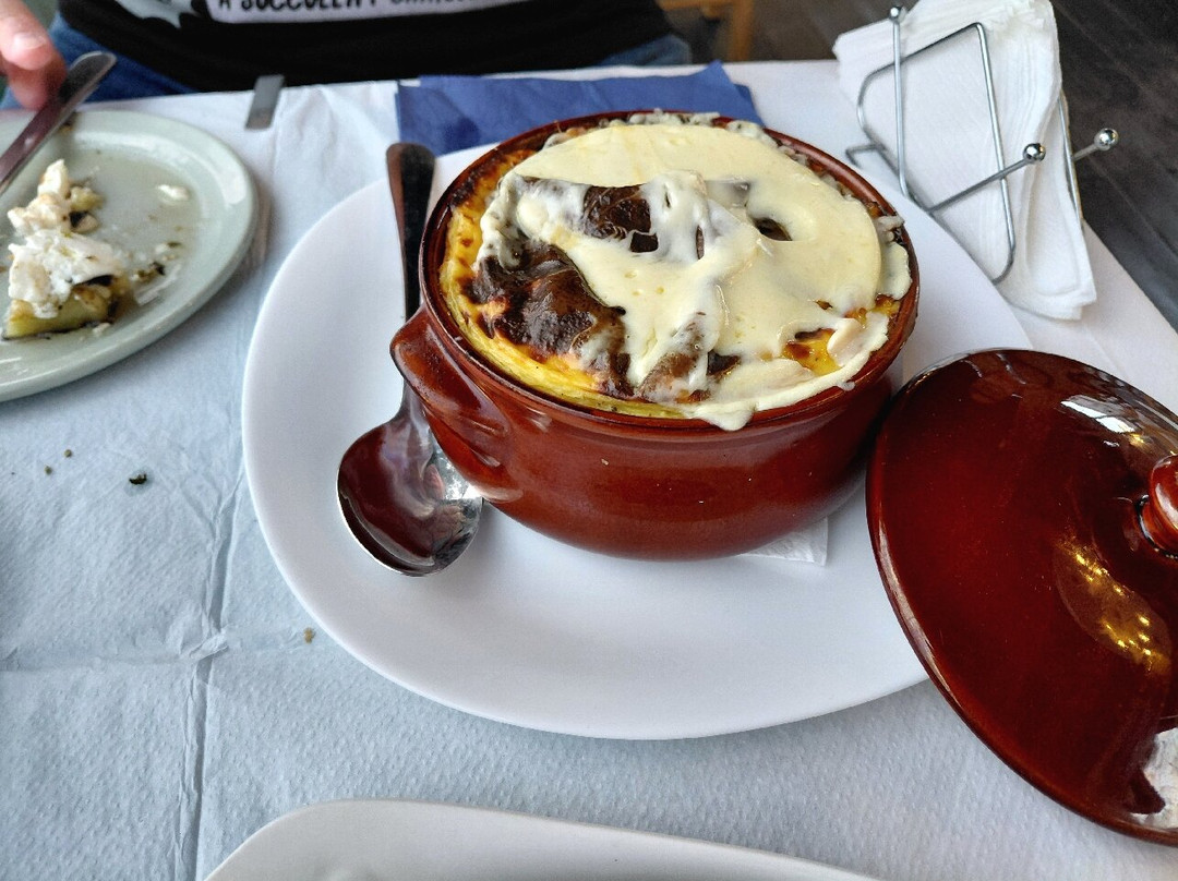 Cafe Restaurant Moon
