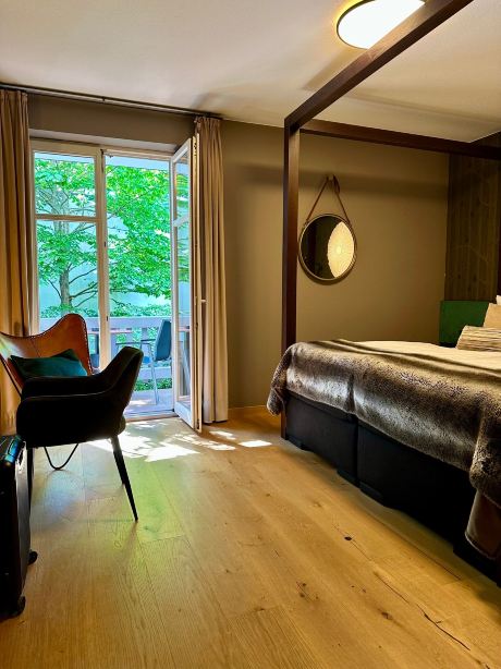 Schanz. Hotel-旅行者