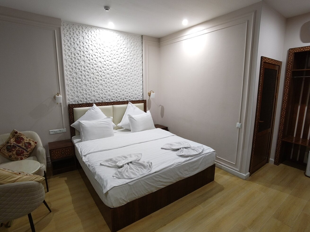 Jahongir Premium