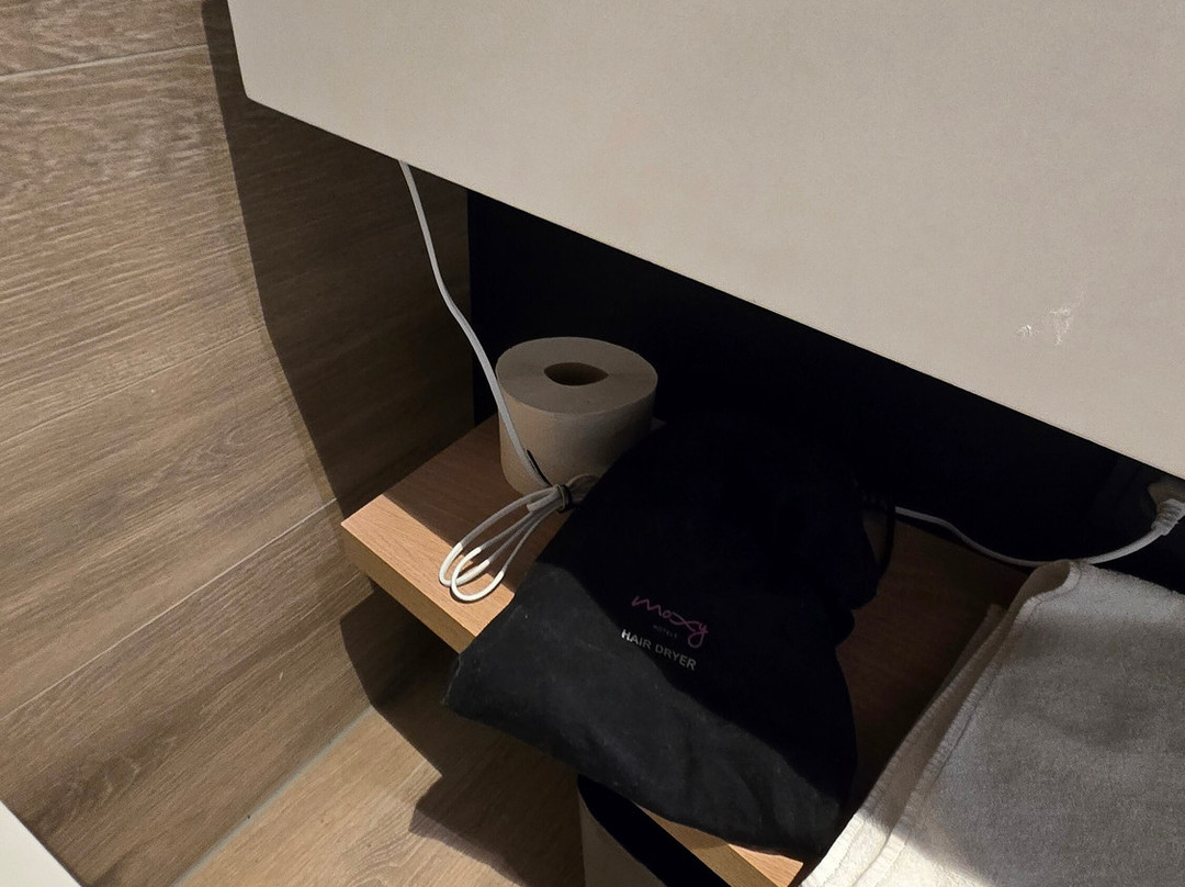 沃茨堡Moxy酒店主图