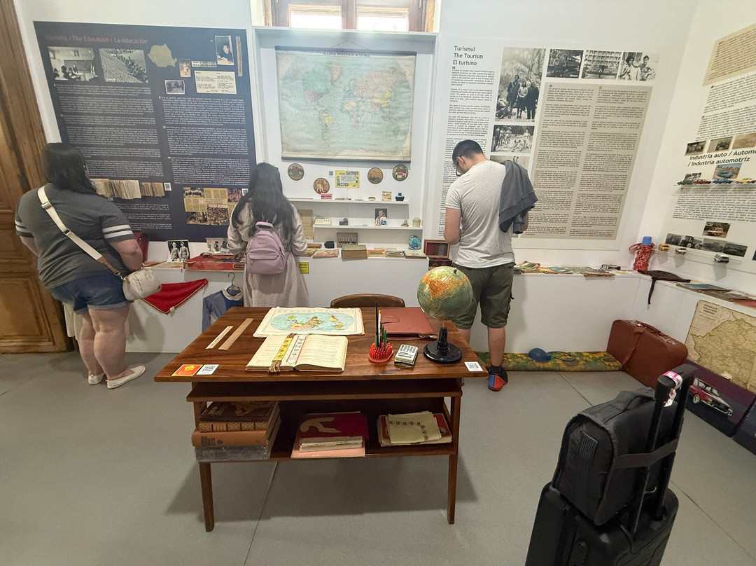 Museum of Communism Bucharest - Undeva in Comunism-布加勒斯特必去景点