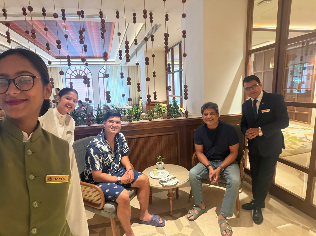 菠罗奈斯泰姬恒河酒店主图