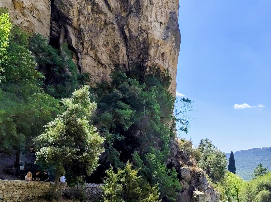 Moustiers-Sainte-Marie  Office de Tourisme-穆斯捷-圣玛丽必去景点