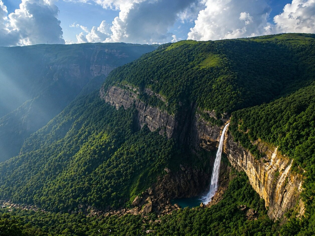 Nohkalikai Falls-Sohra必去景点