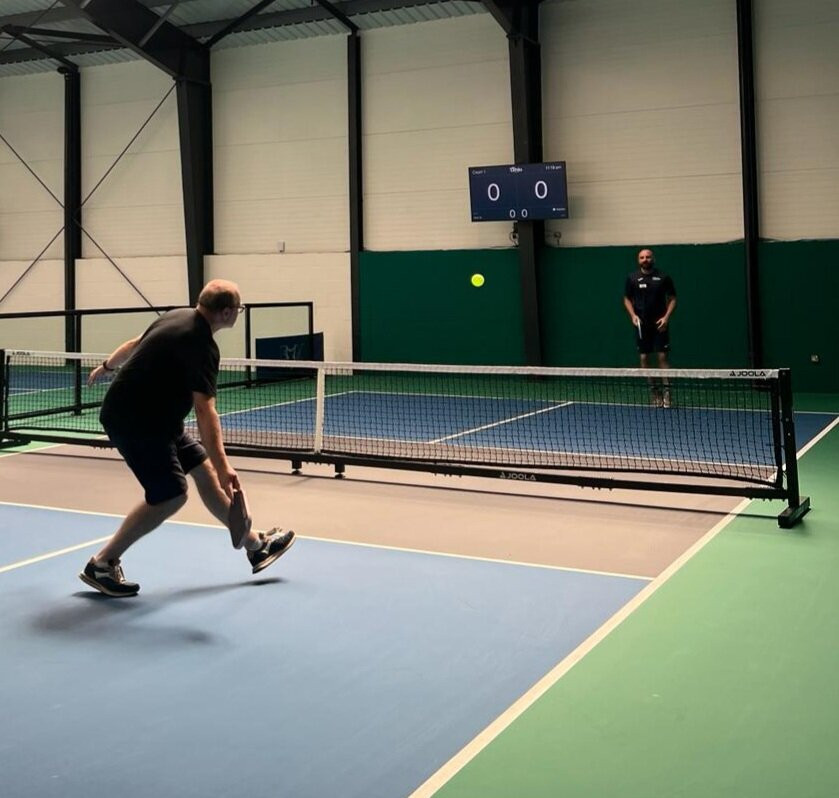 Dinks Pickleball Clubs-Chandler’s Ford必去景点