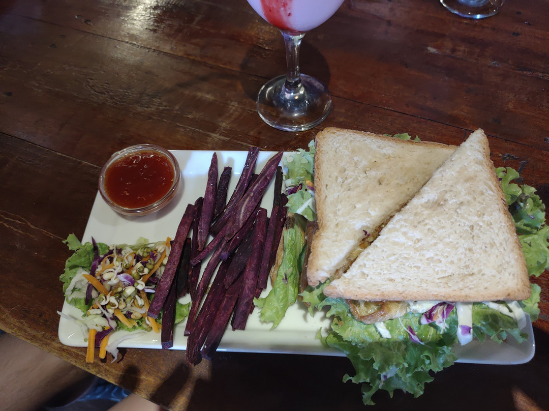 Hungry Brunch Cafe & Restaurant