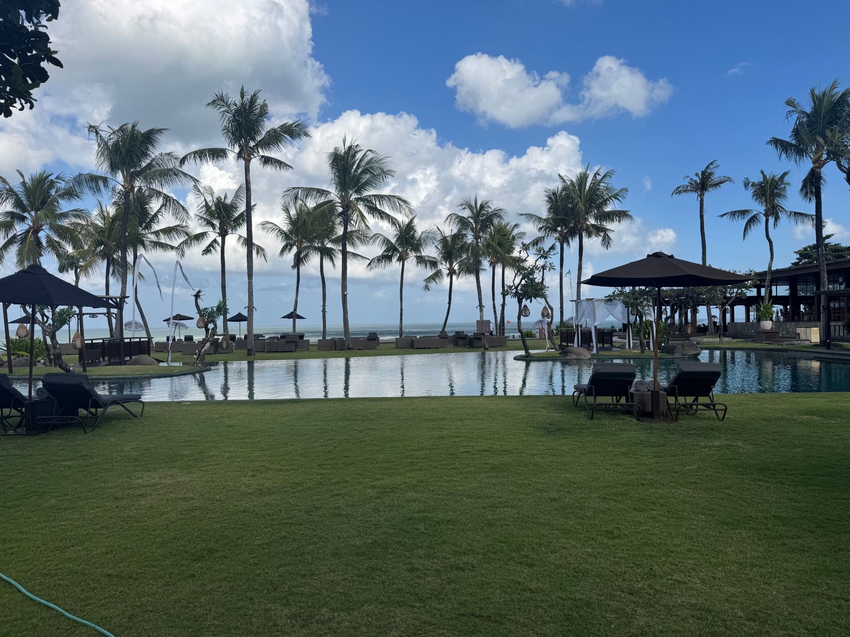 萨马亚巴厘岛塞米亚克别墅-旅行者