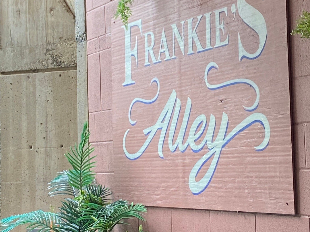 Frankie's Sips & Savories