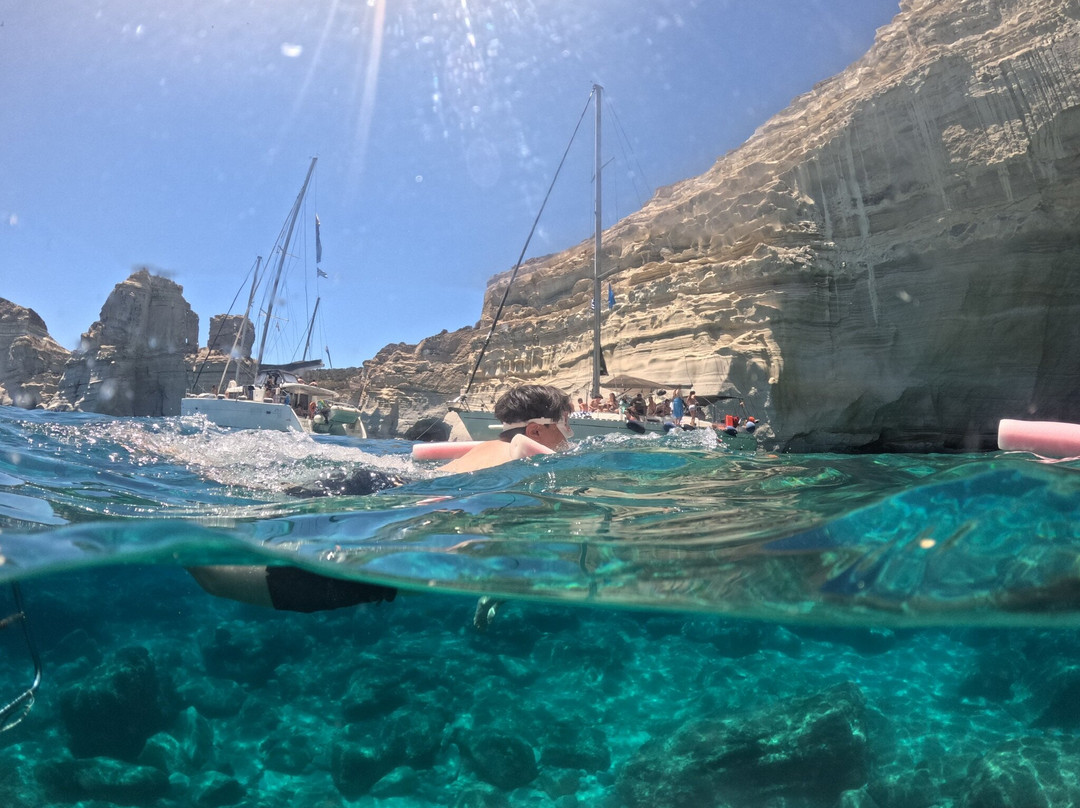 Polco Sailing Cruises-Adamas必去景点