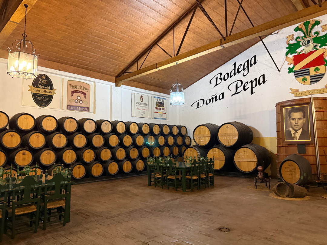 Bodegas Paez Morilla-赫雷斯德拉弗隆特拉必去景点