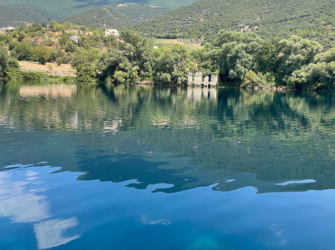 Lago di Capo d'Acqua-Capestrano必去景点