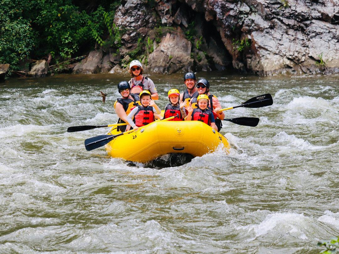 River Rat Whitewater Rafting-Hartford必去景点