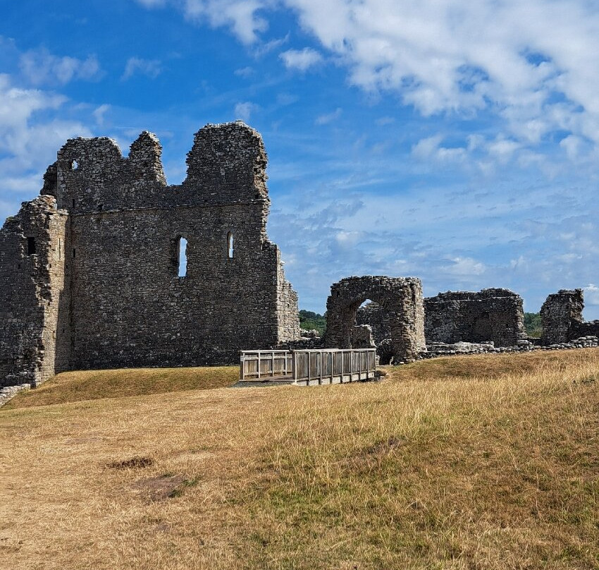 Ogmore Castle-Ogmore-by-Sea必去景点