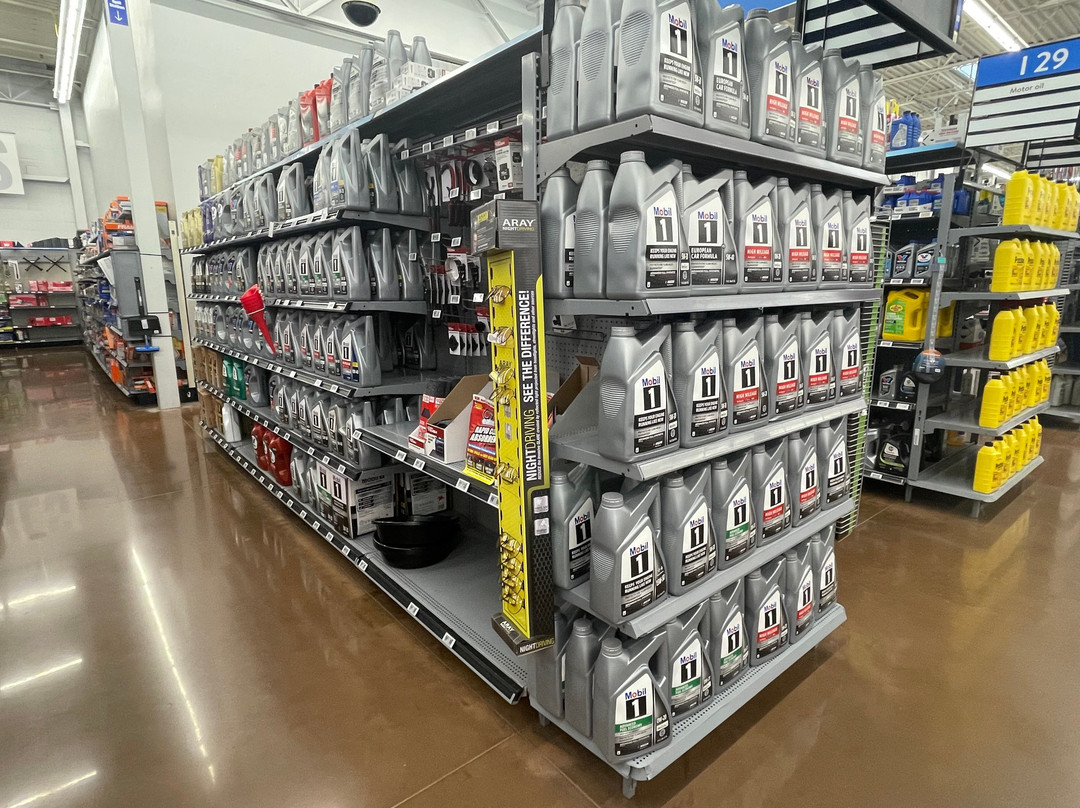 Walmart Supercenter-Williamsburg必去景点