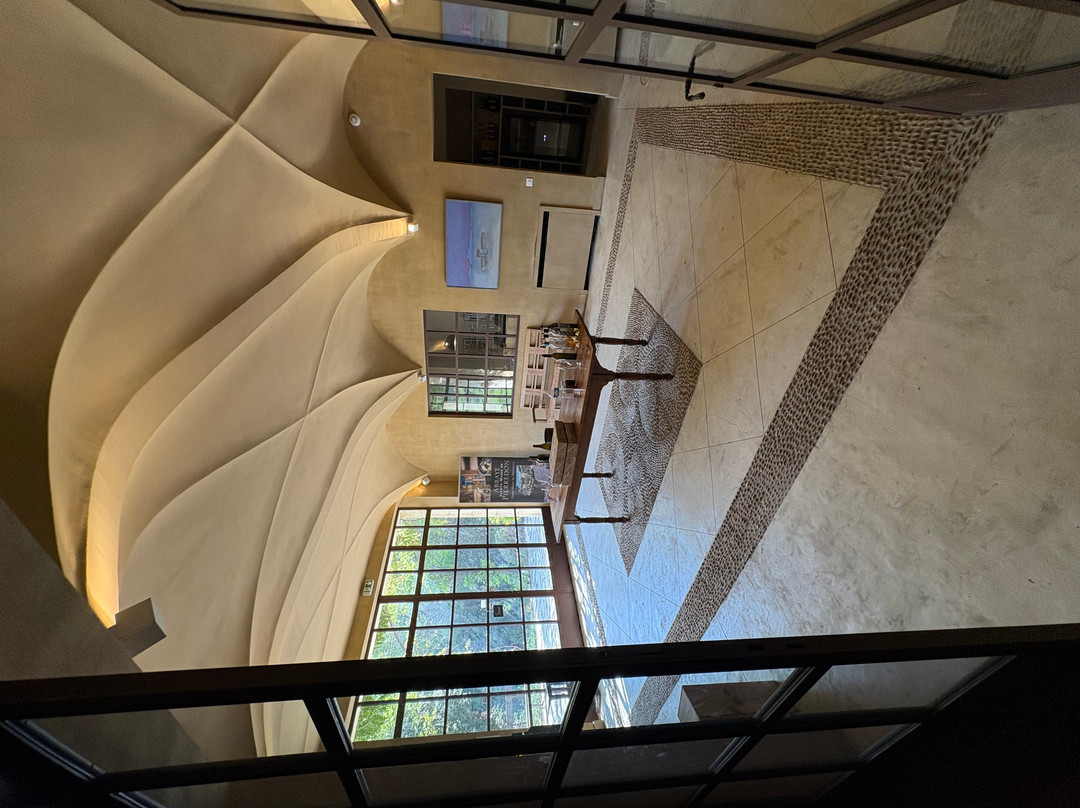 Abbaye Sainte Marie de Pierredon-圣雷米必去景点