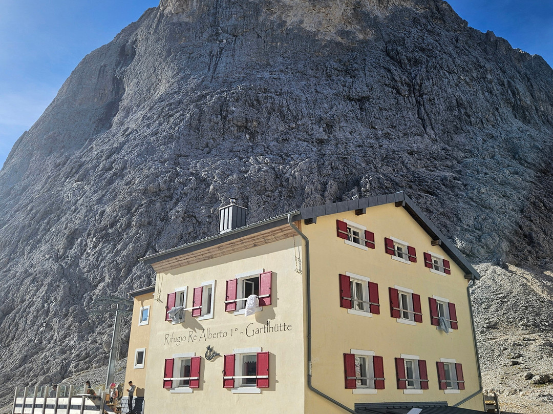 Rifugio Re Alberto-Pozza di Fassa必去景点