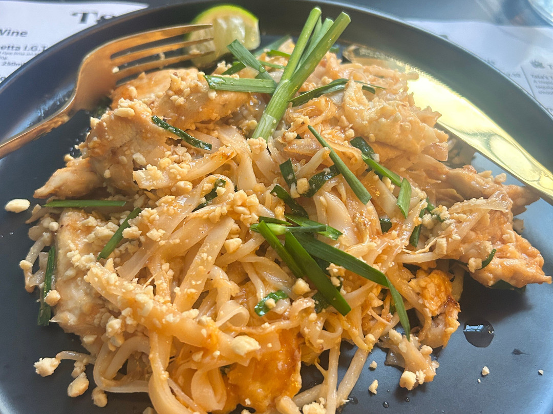 Tata's Thai Kitchen