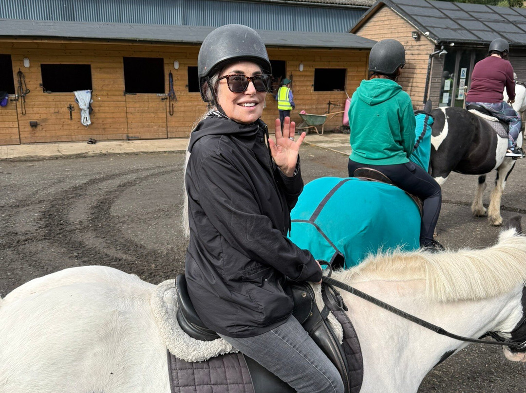 Loch Lomond Pony Trekking-Balloch必去景点