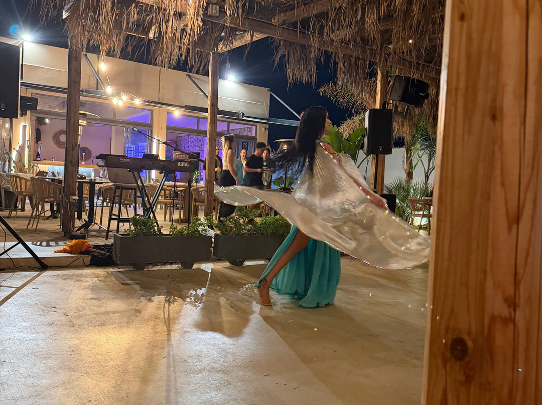 Majuro Seaside Restaurant Bar - Faliraki