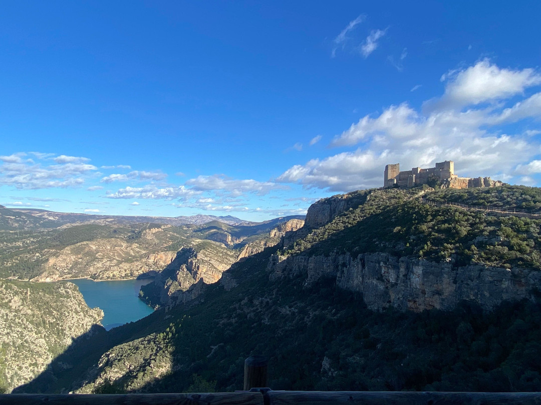 Castillo de Chirel-Cortes de Pallas必去景点