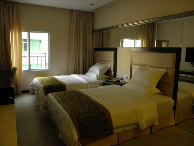 莱茵河度假酒店