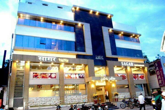 Khuldabad酒店住宿-Hotel Sagar Lodging