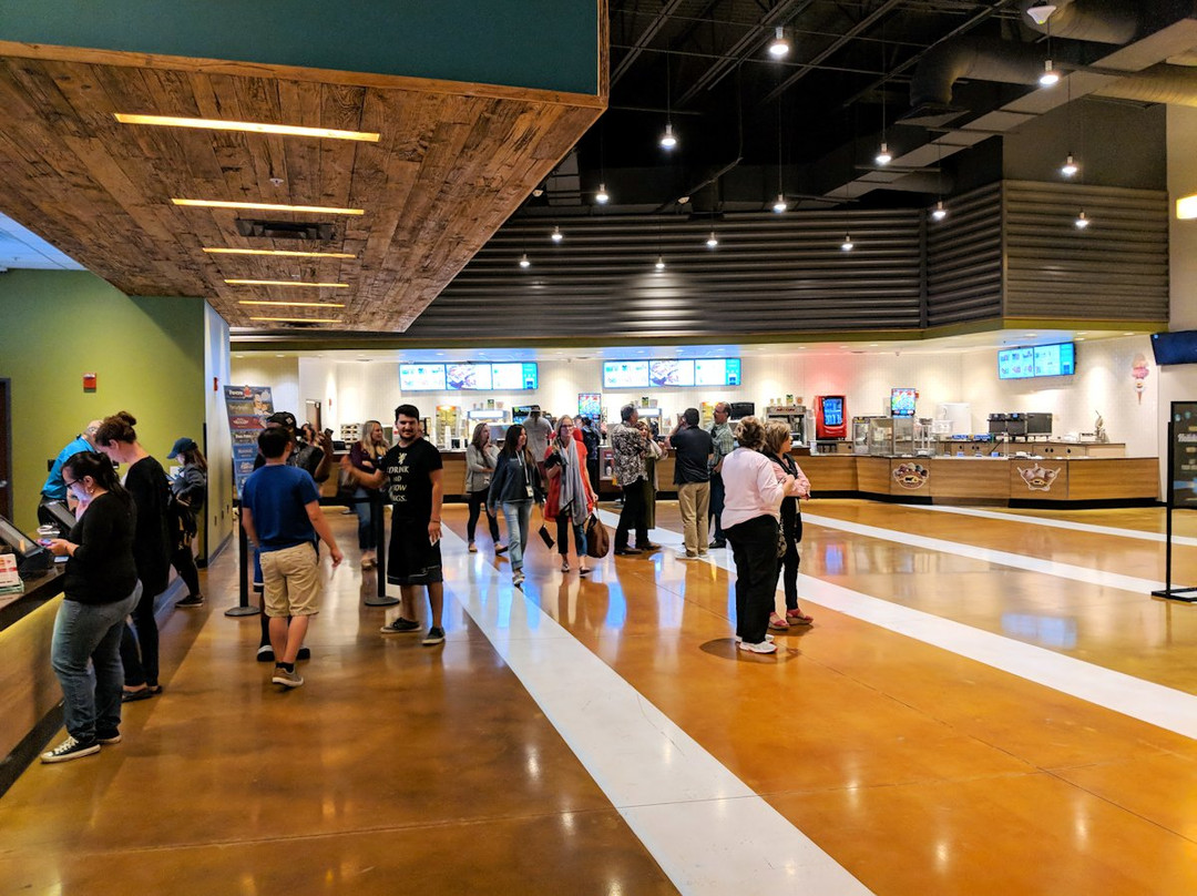 Kyle旅游景点-Evo Entertainment