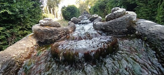 Fontana Dei Fiumi景点图片