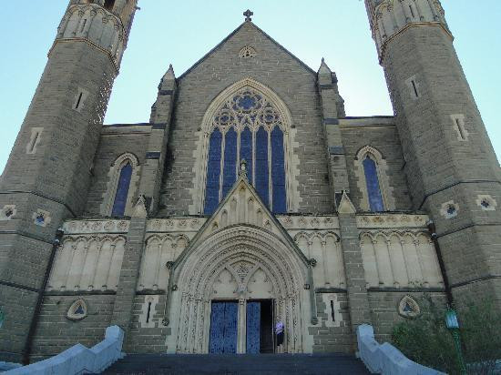 Sacred Heart Cathedral景点图片