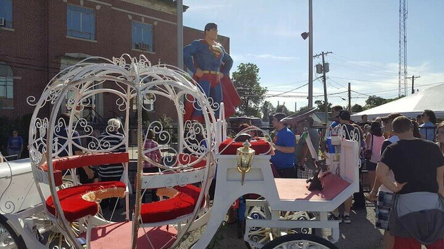 Riverview Mansion主图