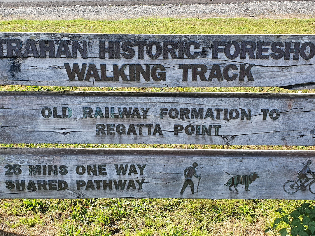 Strahan Historic Foreshore Walk景点图片