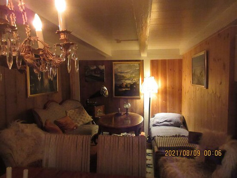 哈夫尼亚酒店主图