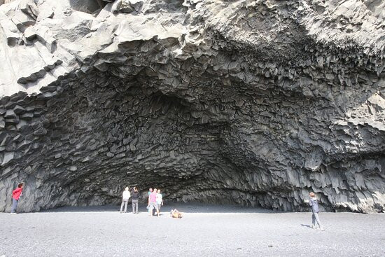 Reynisdrangar-南部半岛必去景点