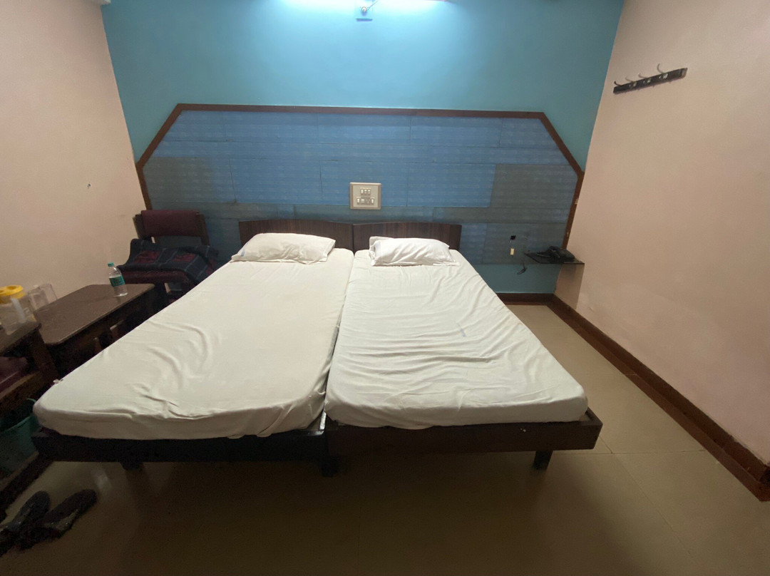 i-ROOMZ Hotel Abhiman