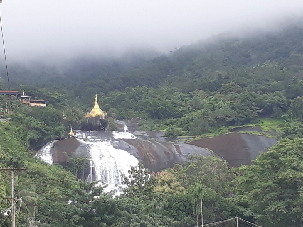 Zin Kyaik Waterfall