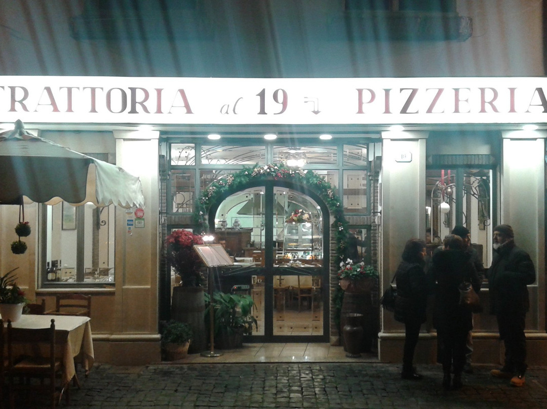 Ristorante Trattoria Pizzeria Al 19
