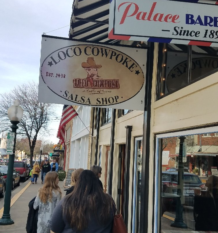 Loco Cowpoke Salsa Shop景点图片