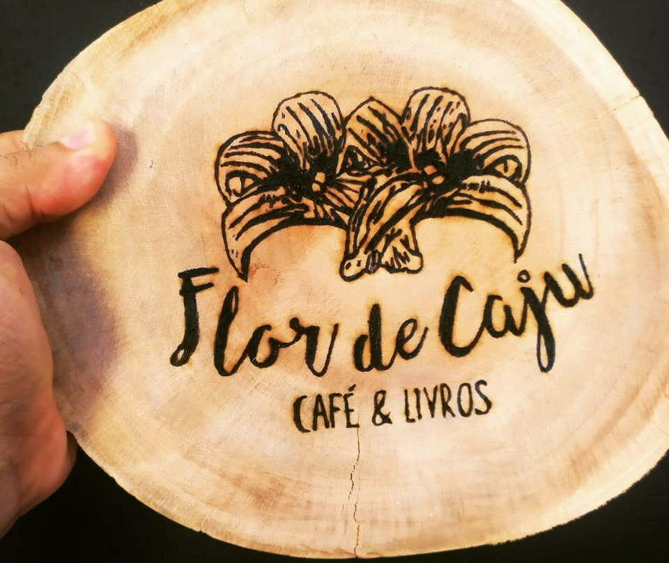 Flor de Caju Café & Livros
