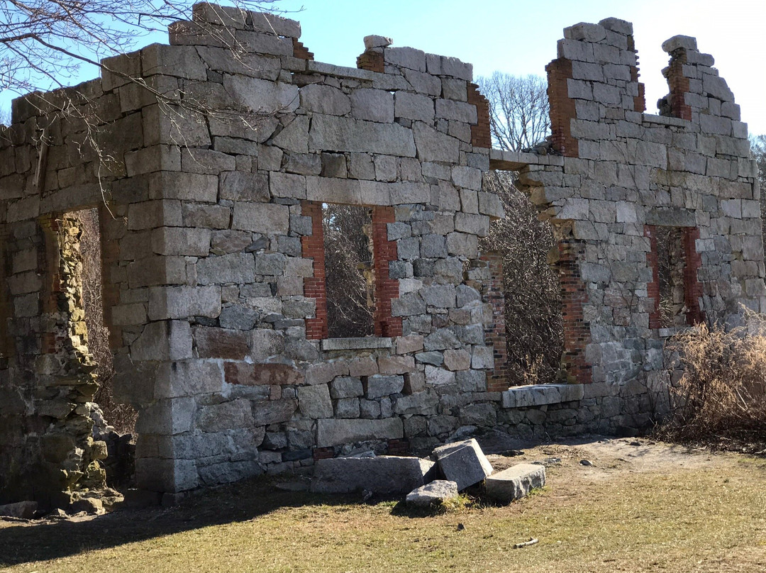 White’s Factory-Acushnet必去景点