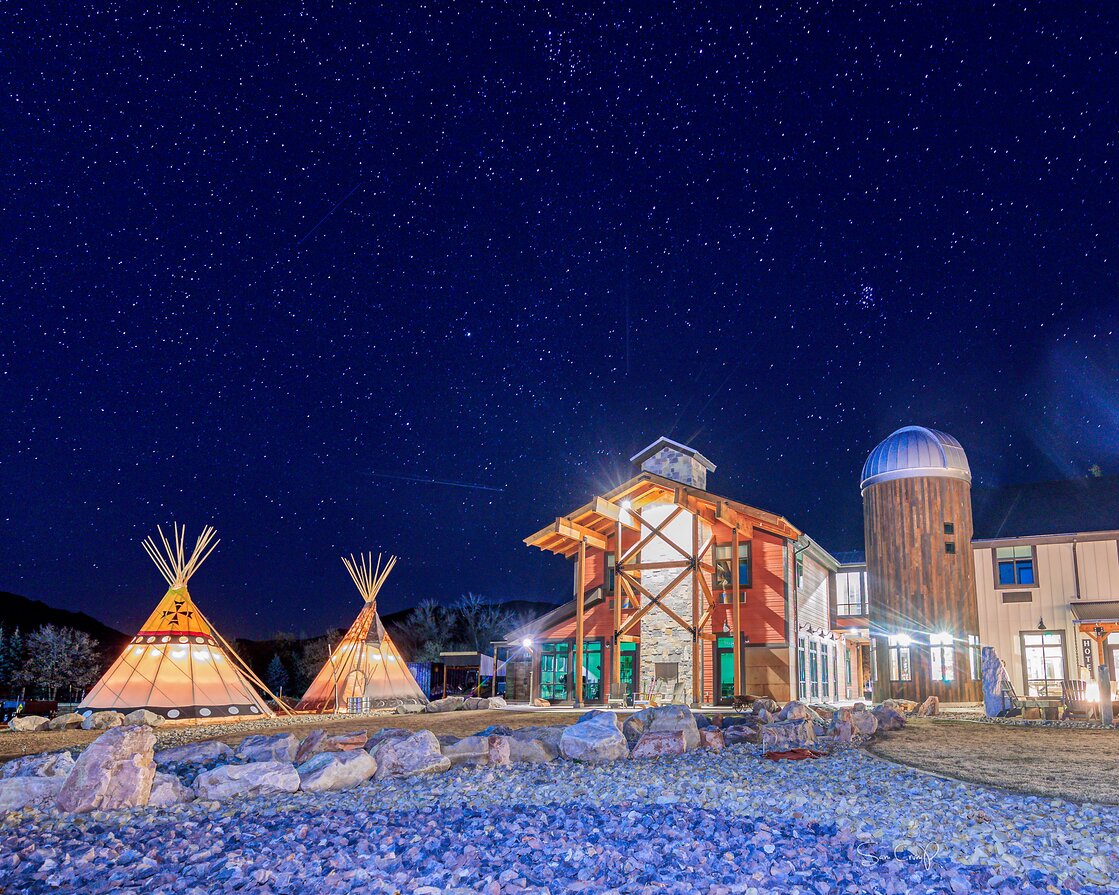 Compass Rose Lodge-官方