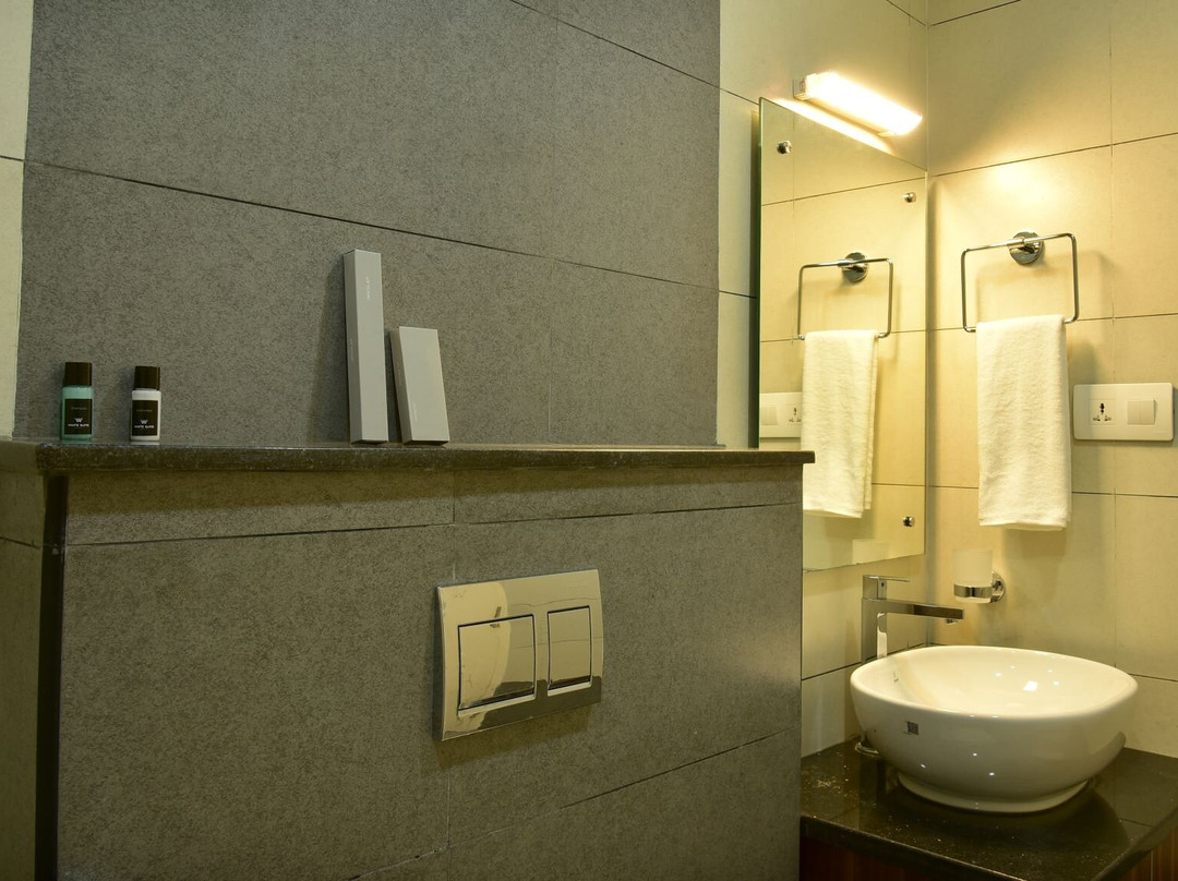 White Suite Hotel主图