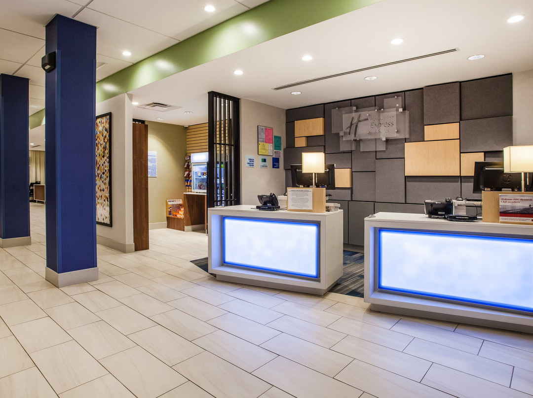 Holiday Inn Express & Suites Lexington Park-california By IHG主图