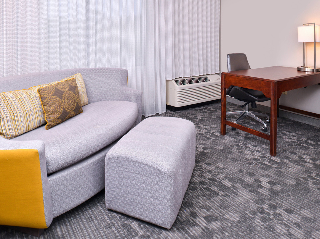 Courtyard by Marriott Decatur主图