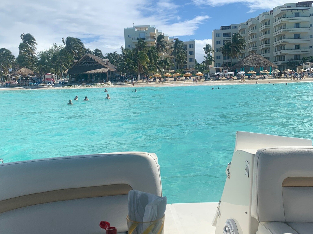 Cancun Luxury Boat Rentals-坎昆必去景点