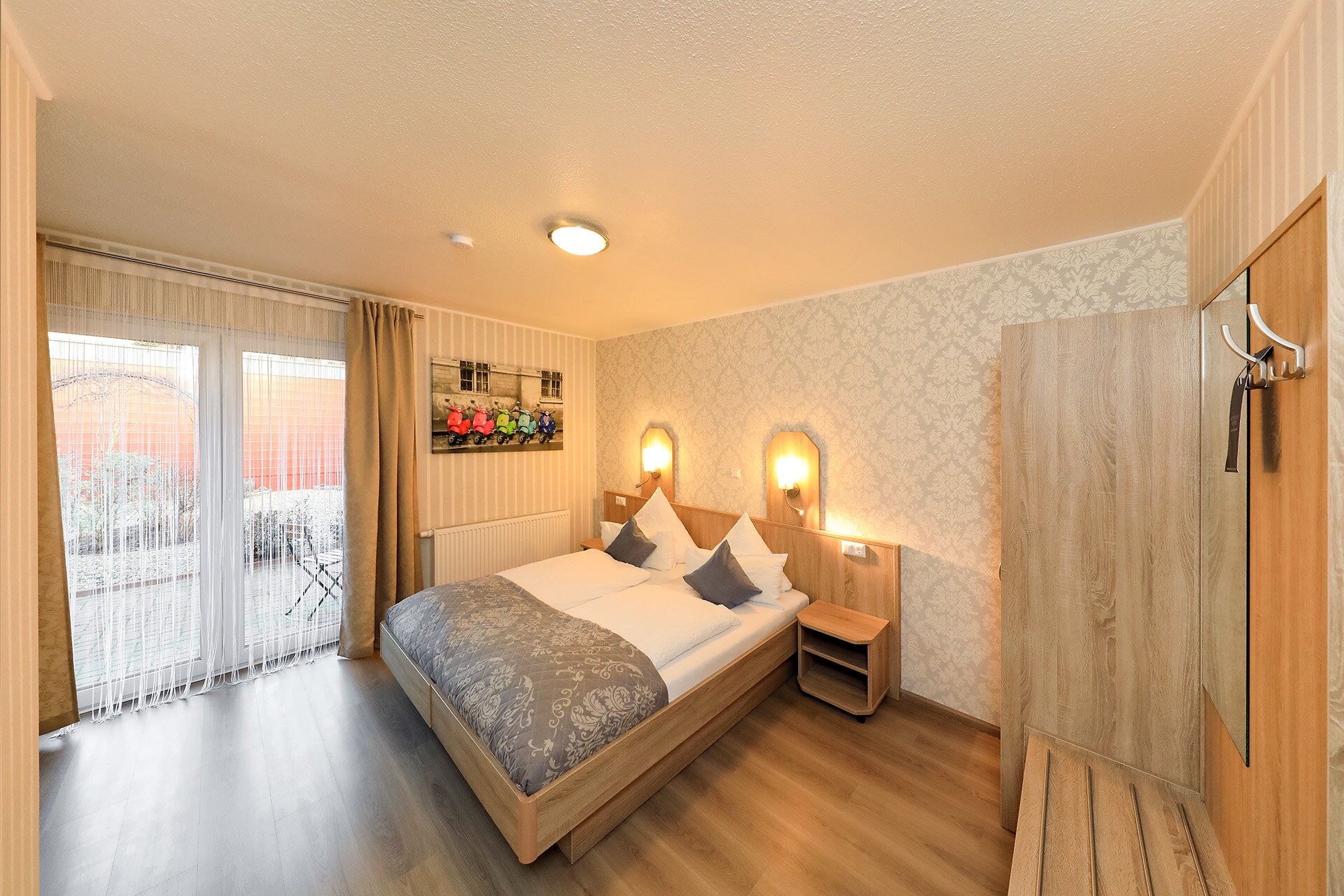 Hotel Wurster Kroog-官方