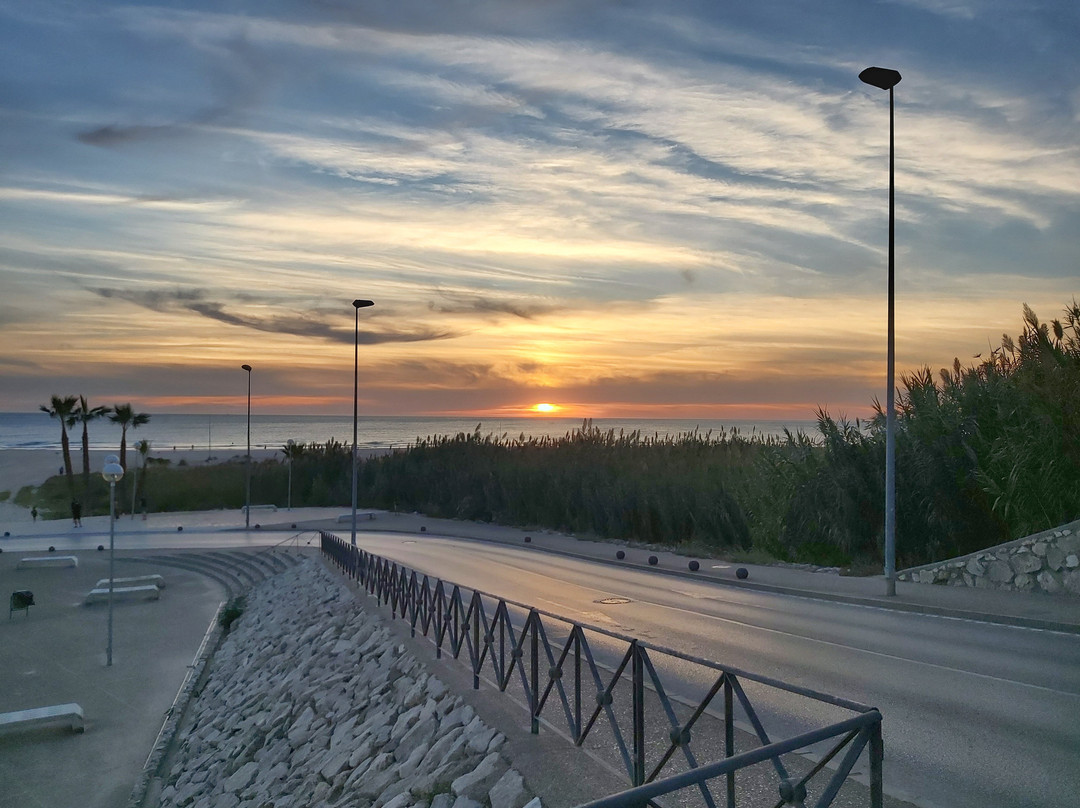Playa de Los Bateles景点图片